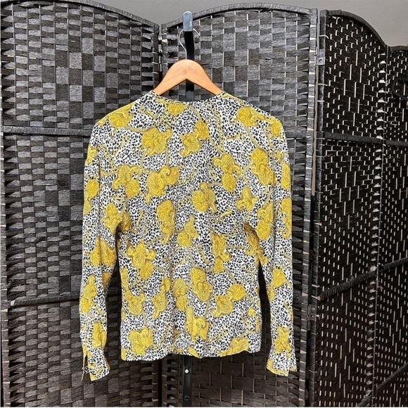 Dana Buchman retro silk blouse gold chain link over black and white print size 4 - Picture 9 of 9